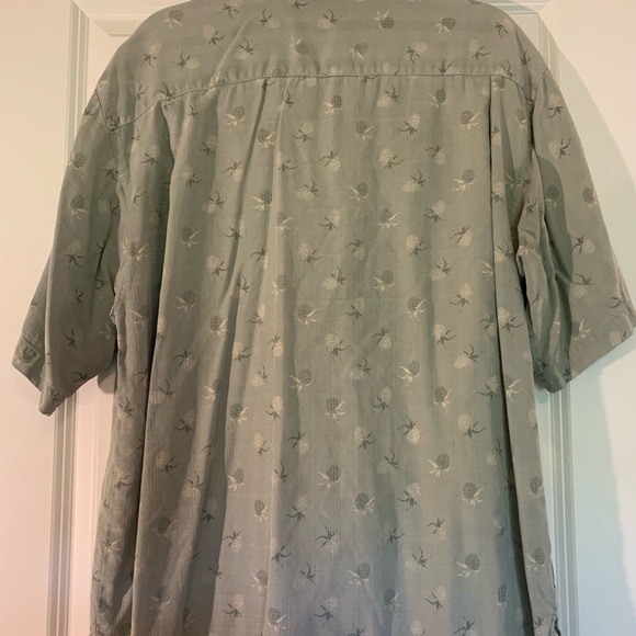 Men’s Tommy Bahama Silk Button Down Shirt L - Picture 2 of 7